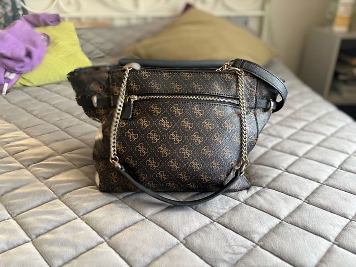 Guess bag