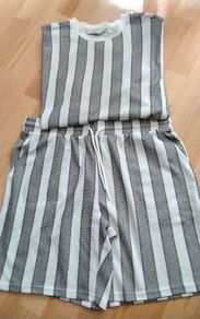 Men's T-Shirt and Shorts .. Size: XX-Large