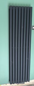 Milano Aruba vertical radiator