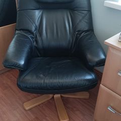black leather lean back recliner chair