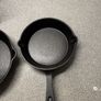 Set of cast iron pans Image 4