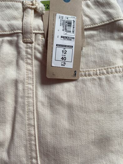 Ladies Skirt size 12 BNWT