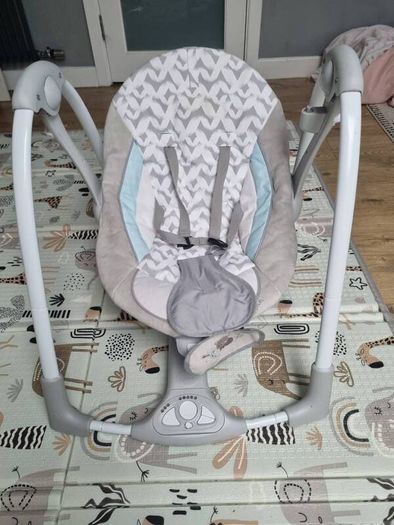 Electronic baby swing chair