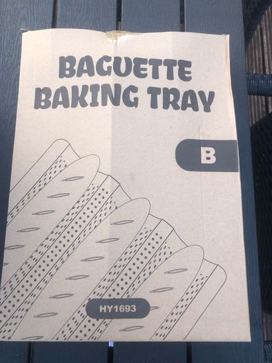Breadmaker + Baguette Baking Tray