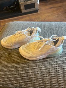 UK 12.5 Nike Air Max 270