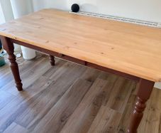 kitchen table and 4 chairs