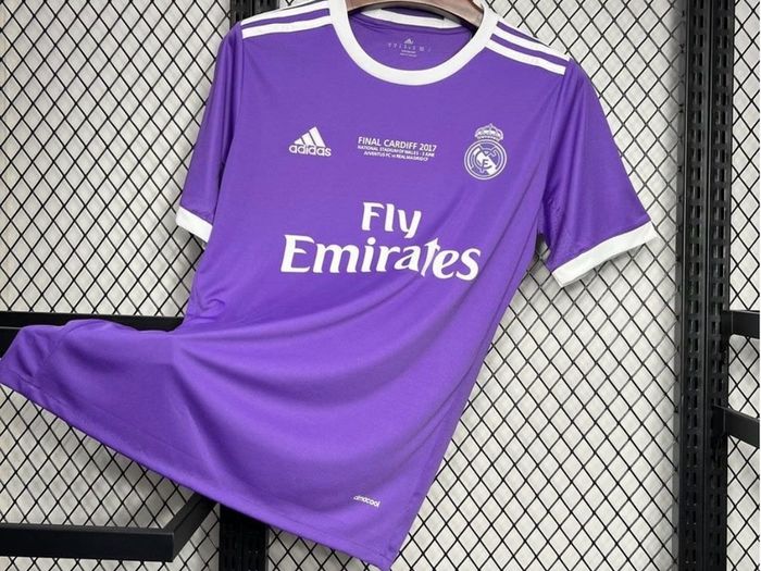 Real Madrid 2016/17 Away Jersey