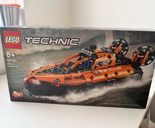 Lego 42120 Technic Rescue hovercraft