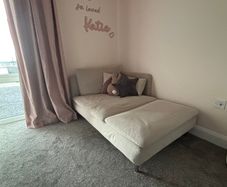 Day bed / chaise lounge