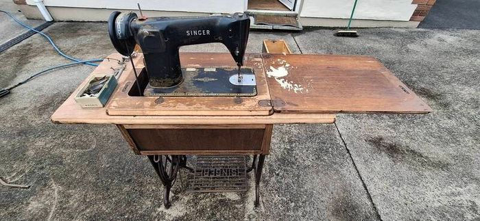Antique Singer sewing machines x 2