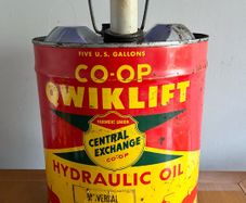 Vintage 1973 Hydraulic Oil Can