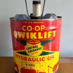 Vintage 1973 Hydraulic Oil Can