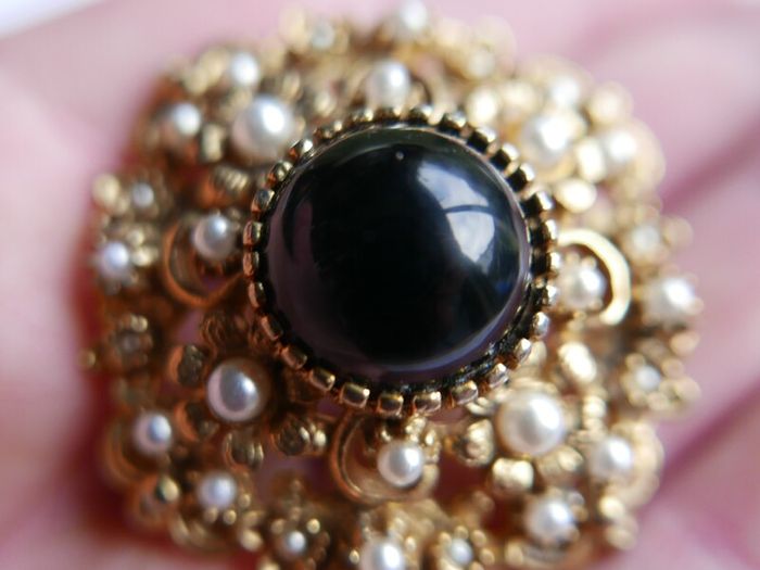Vintage Victorian revival gold  layered domed brooch with black glass and faux pearls