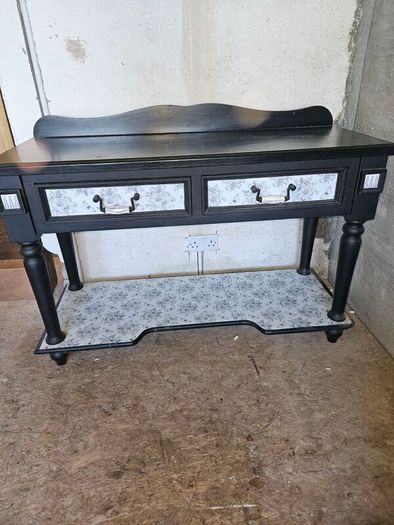 console table