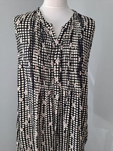 High end tunic by Masai with pockets size L, UK 14