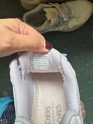 Skechers trainers Shoes size EU 37 ( Good condition)