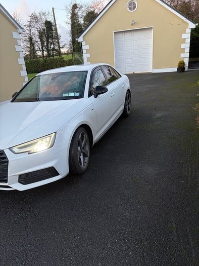 Audi A4 sline black edition