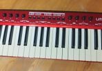Behringer U-control UMX490 midi/usb keyboard