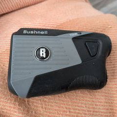 Bushnell Tour V5