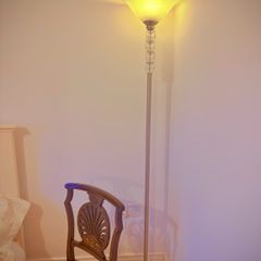 Standing floor lamp