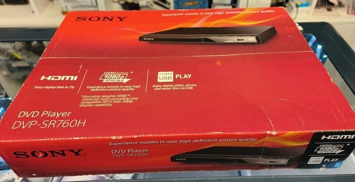 Sony DVP-SR760H DVD Player/CD Player (HDMI, 1080p Upscaling, USB Input, Xvid Playback, Dolby Digital)