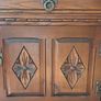 Beautiful oak cabinet Image 3