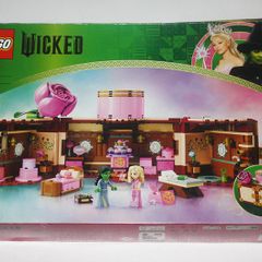 LEGO Wicked Glinda & Elphaba's Dormitory - Play & Display 75683