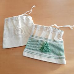 Needlepoint tie-string pouch