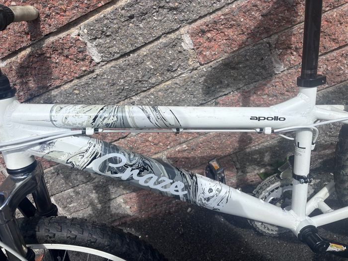 Apollo Mountain Bike