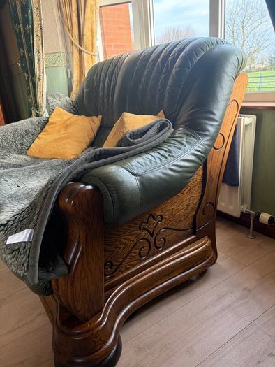 3 +2+1 Leather Suite
