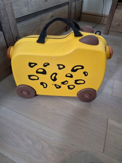 kids luggage
