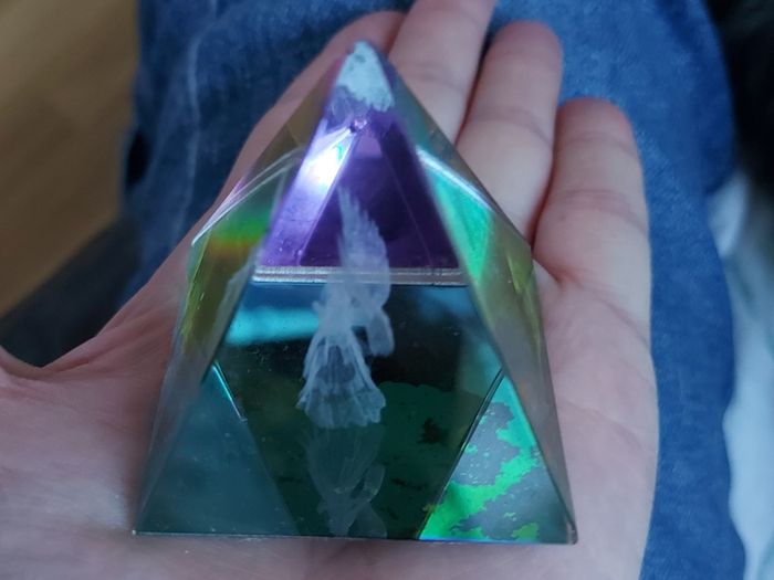 3d etched Angel Pyramid     Iridescent