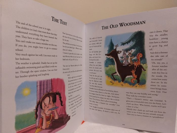 200 Bedtime Stories, Large Hardback Book