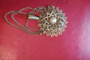 Ladies Brooch