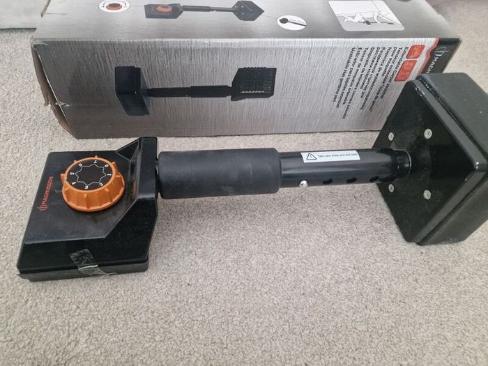 carpet stretcher