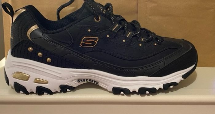Skechers Women's D'Lites Black with Gold Trim Size UK 5 Eur 38 BNIB