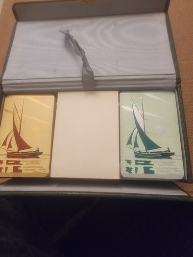 Vintage  cased bridge set