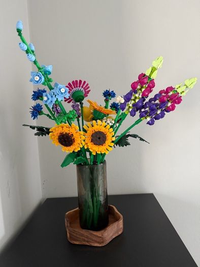 Lego wildflower bouquet