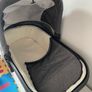 Uppababy Vista V2 Carrycot Greyson Image 2