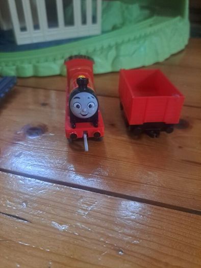 Thomas tank engine bundle
