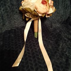 Maid of honour or bridesmaid bouquet