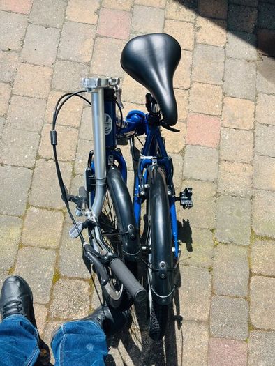 Apollo Tuck folding Bike
