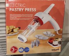 Electric pastry press
