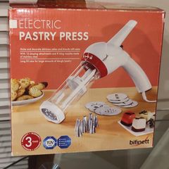 Electric pastry press