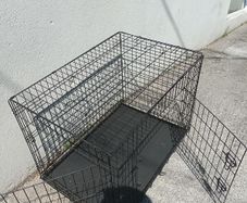 Dog crate