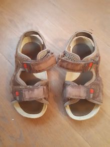 Clarks Boys Sandals Size 8G
