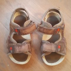 Clarks Boys Sandals Size 8G
