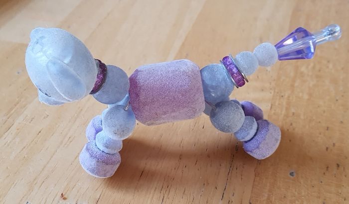 A Cute Twisty Pet Bracelet - See Pics how to Use