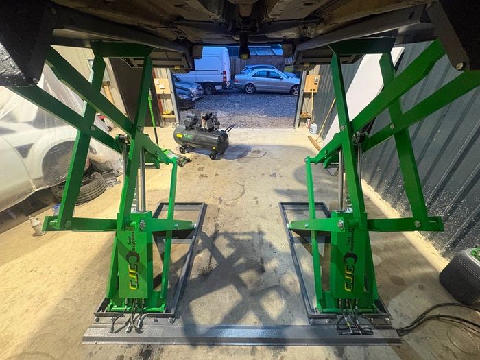 High Rise Scissor Lift 3 Ton