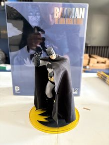 mezco one:12 Batman Dark Knight Returns